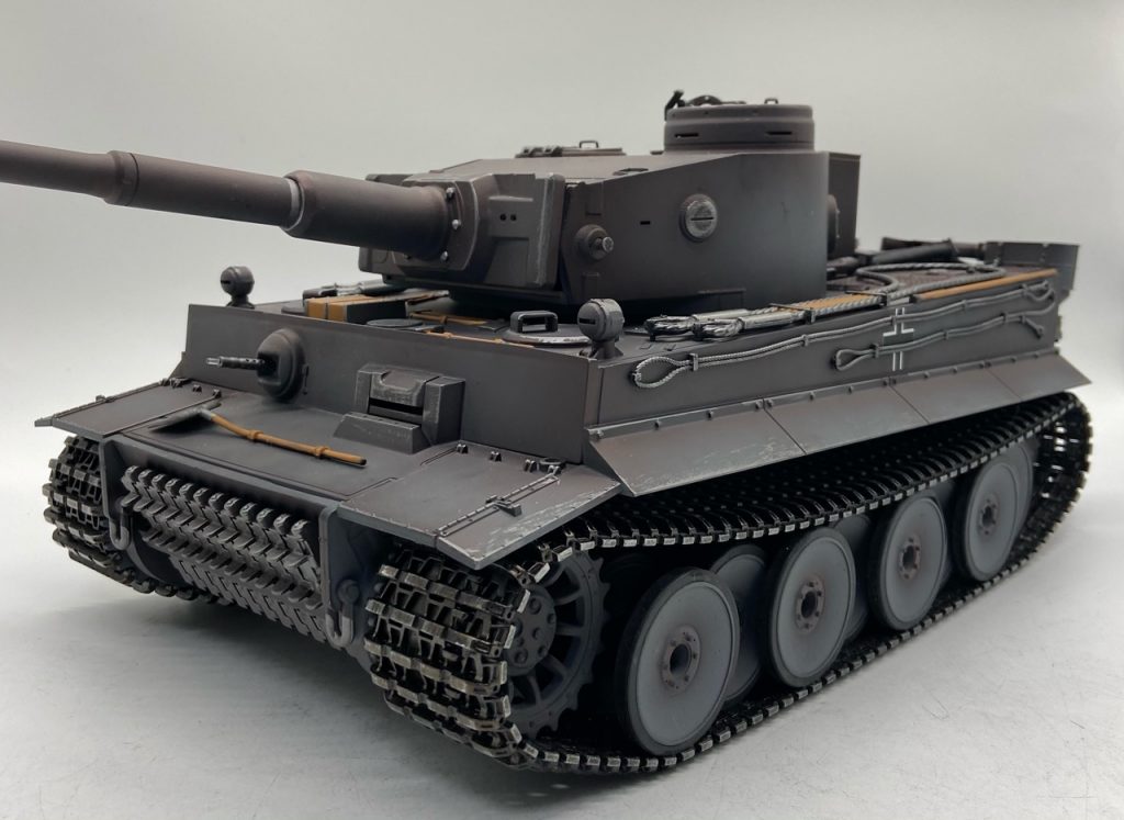 Torro製1/16ラジコン戦車 ティーガーⅠ 初期型グレー仕様（プロ 